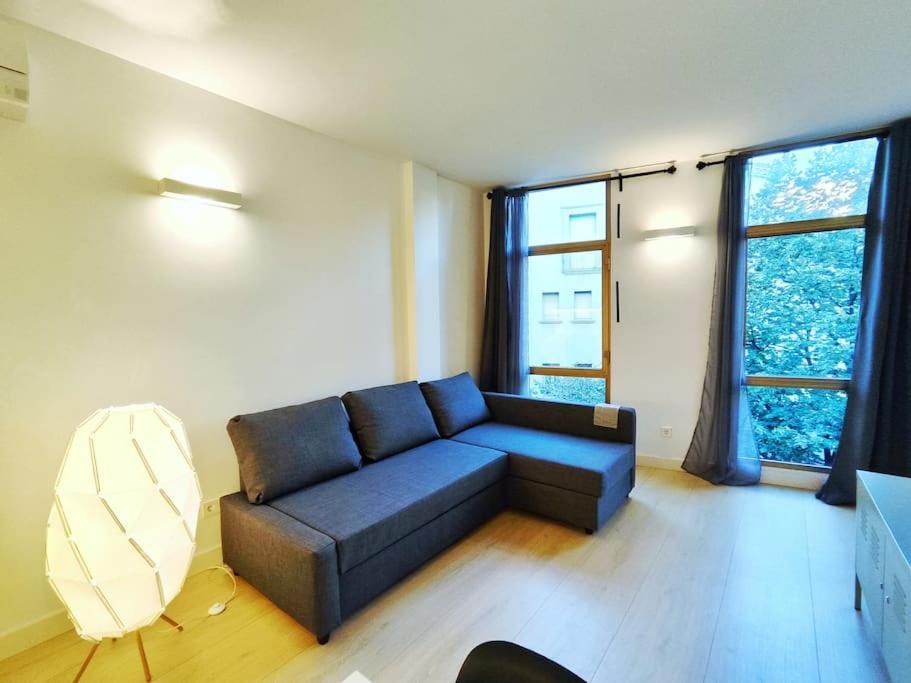 Moderno Apartamento En Terrassa Centro Dış mekan fotoğraf