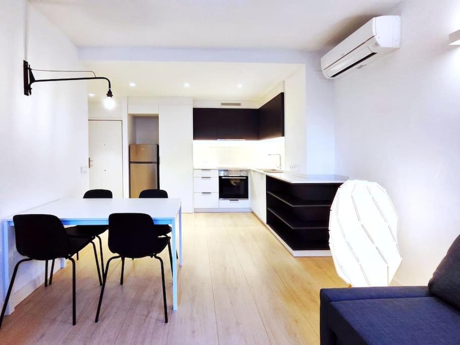 Moderno Apartamento En Terrassa Centro Dış mekan fotoğraf